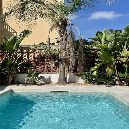 Villa For 4 Persons In Costa Brava